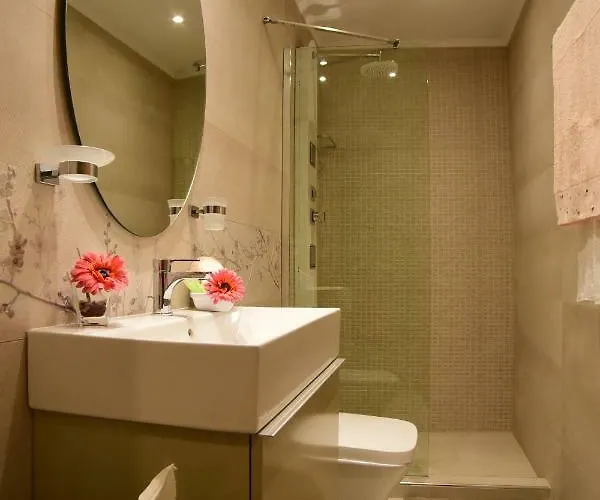 アパート Nikoletta 5